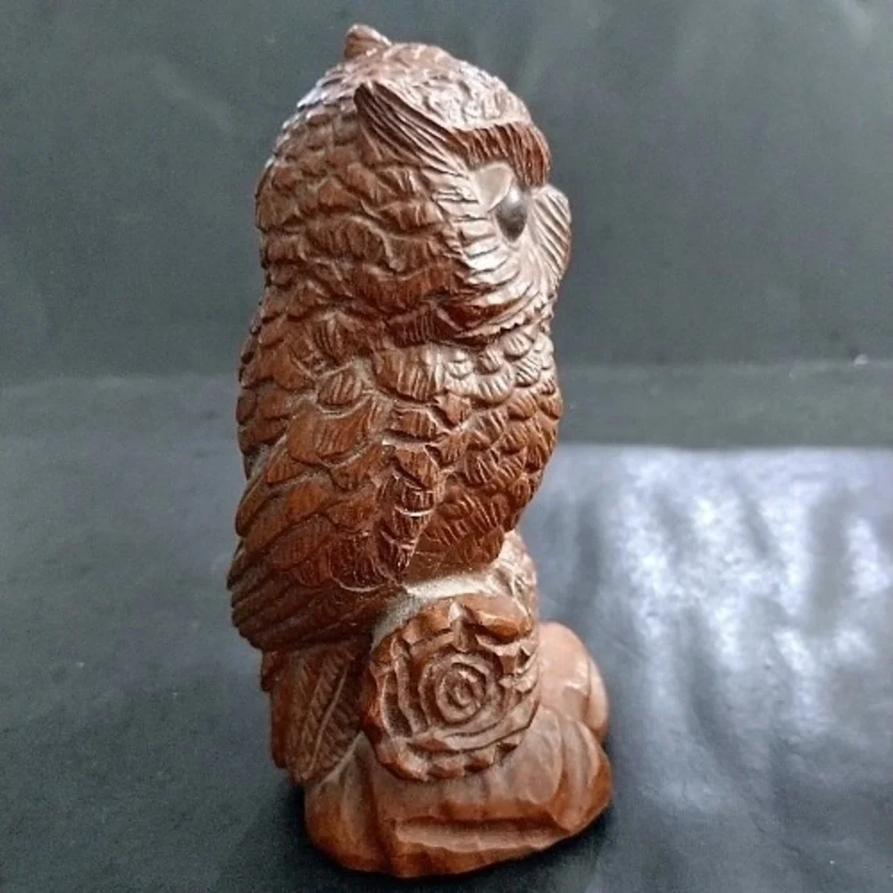 OWL Figurine Red Mill Mfg PECAN SHELL RESIN Detail Figure Handcrafted 4 Inches